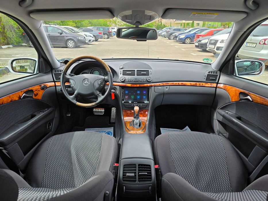 Mercedes E220 2005 2.2 CDI 150 CP automata / RATE fara avans