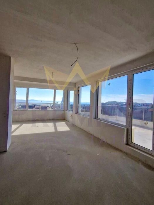 Продава се Тристаен апартамент в Бургас, Сарафово - 145 кв.м за 838 €/кв.м - Снимка #3