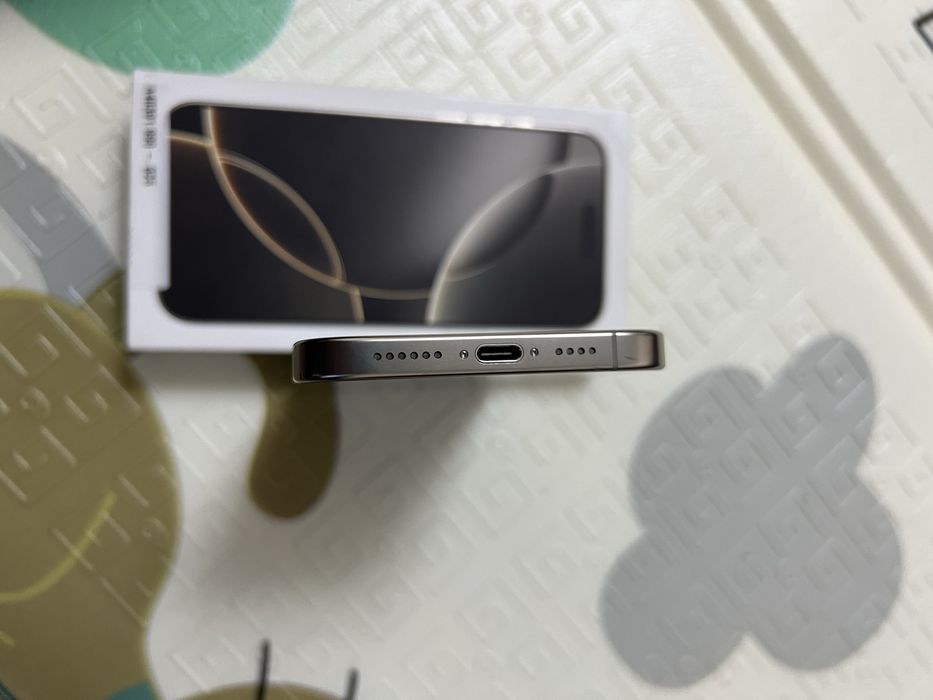 Продам iPhone 16 Pro Max 256gb