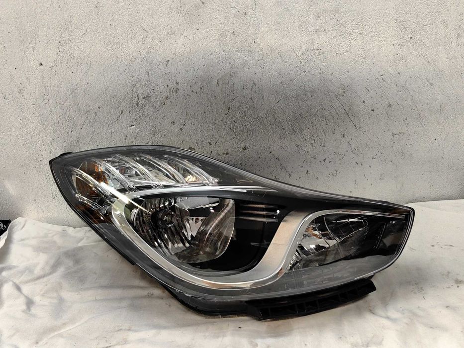 Оригинален фар Хюндай  Hyundai Ix20