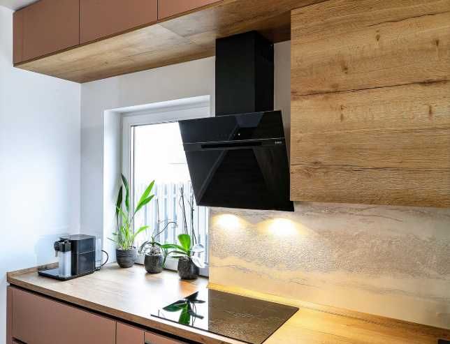 Montaj hota / Plita electrica / Prize / intrerupatoare / gaura hota