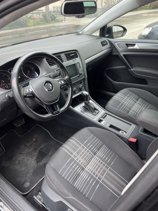 VW Golf 7 DSG/Xenon model Lounge 2016