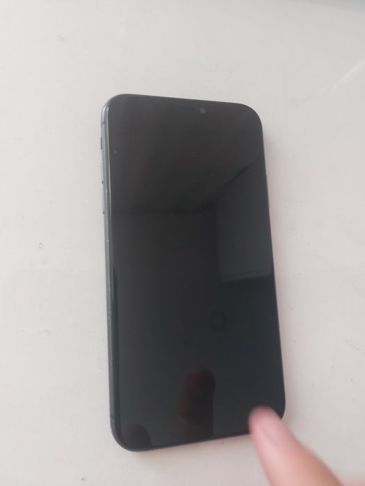 Продам телефон  Iphone 11 [128]
