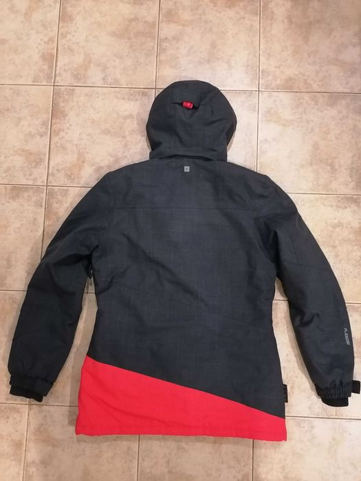 Mountain Warehouse яке за ски