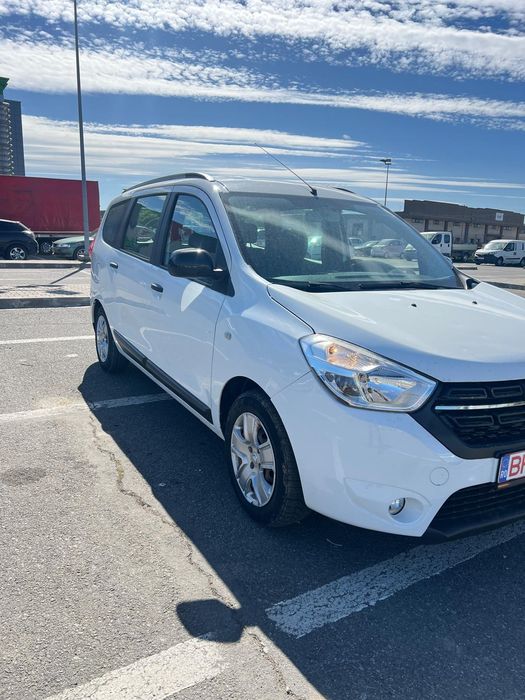 Dacia Lodgy 1.5 dci euro 6 adblue clima pilot  automat geamuri electri