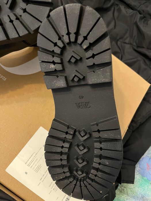 Ghete bărbați Zara noi.