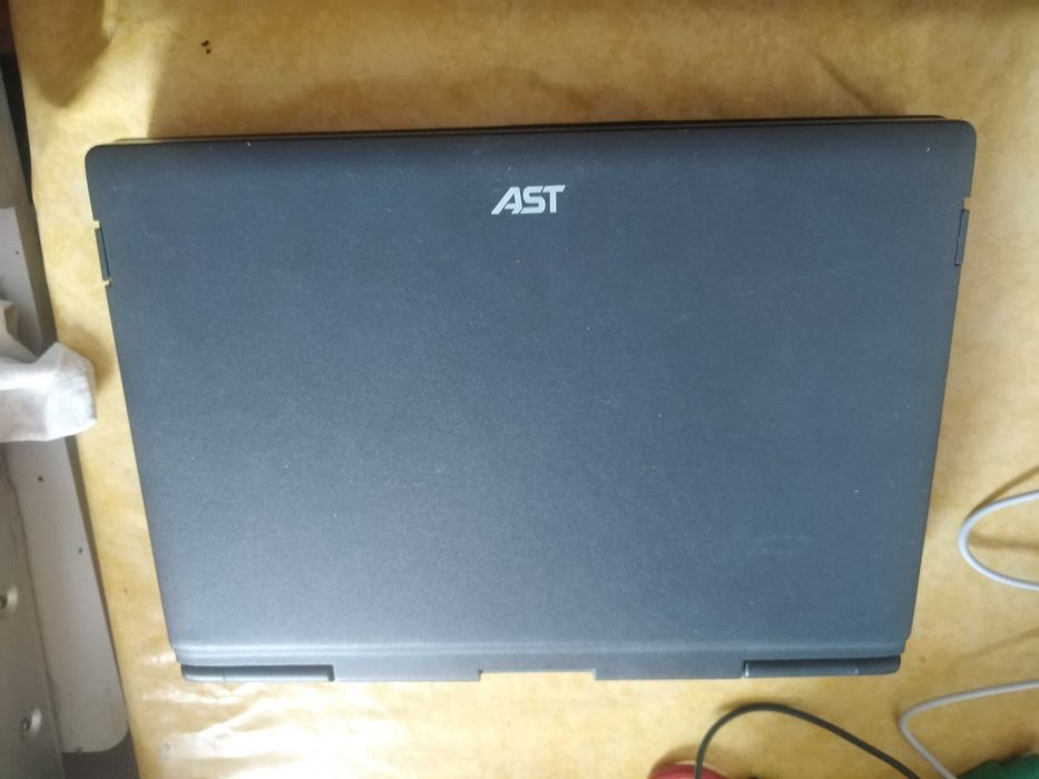 Laptop vintage ASC Ascentia 900N 4/75 CS10 -made in USA 1994 cu Win 95