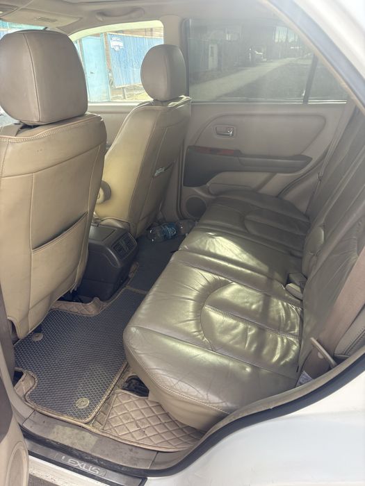 Продам Lexus RX300