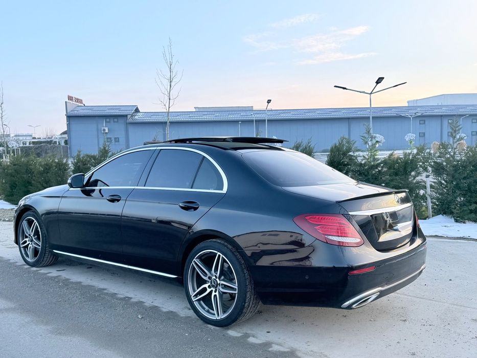 Mercedes-Benz E Mercedes E 220D, Înmatriculat