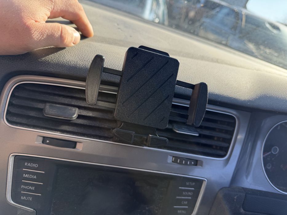 Стойка за телефон фолксваген голф 7 vw golf 7