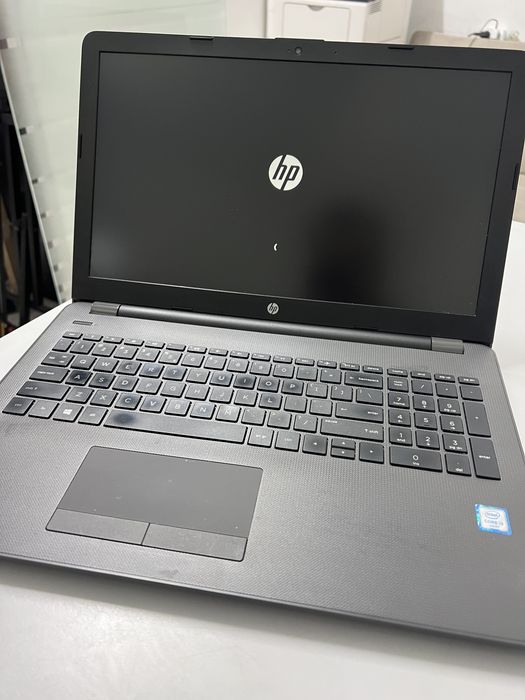 Laptop HP 250 G6 intel core i3-6006U