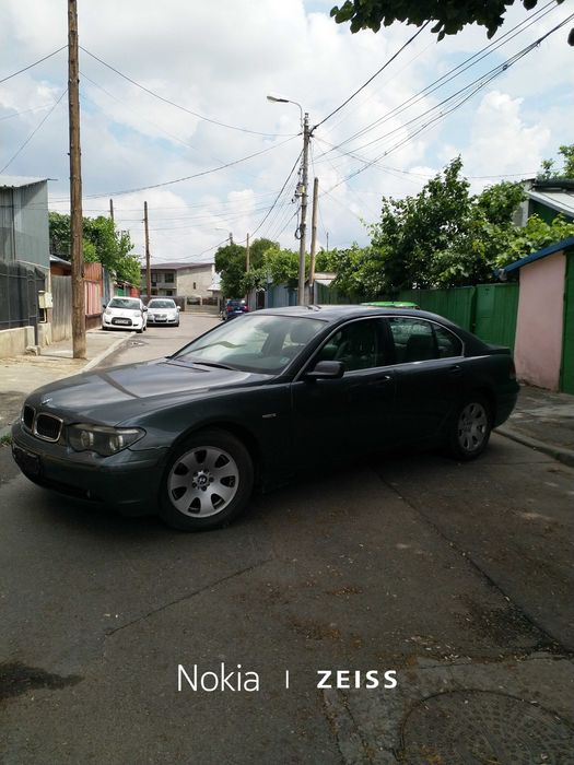 Vand BMW seria 7 an 2004  pentru piese