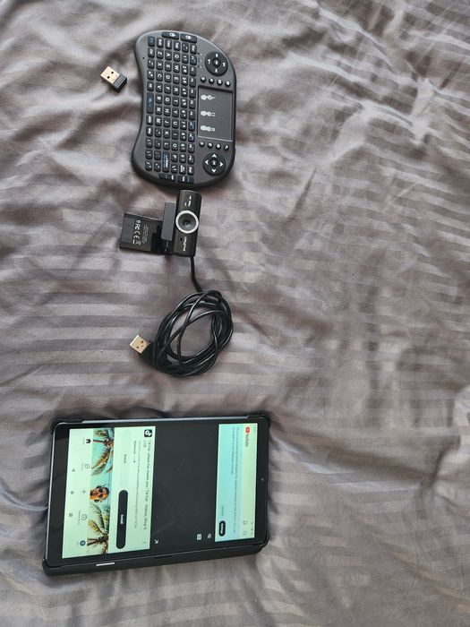 Vand tableta/webcam/minitastatura