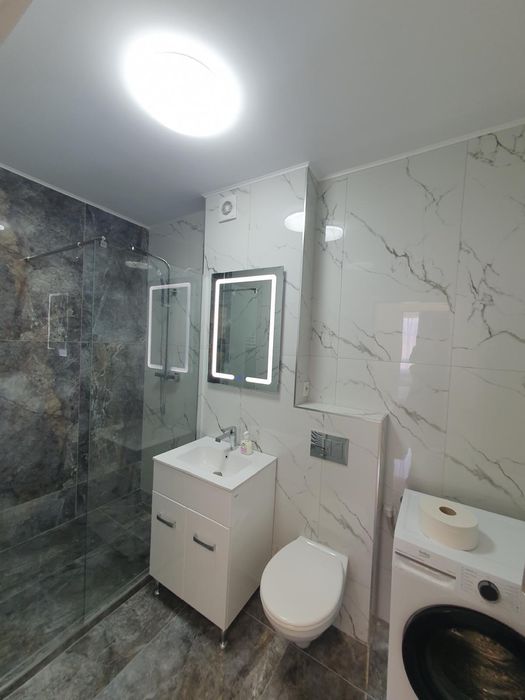 Inchiriez apartament cu 2 camere