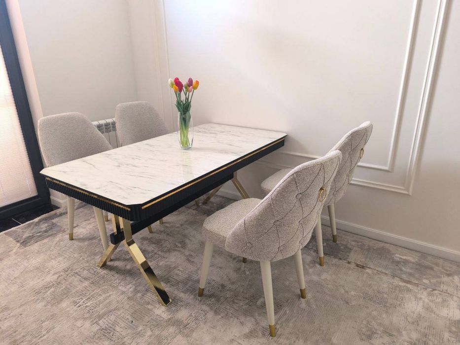 Oshxona uchun stol stullar.  4/1