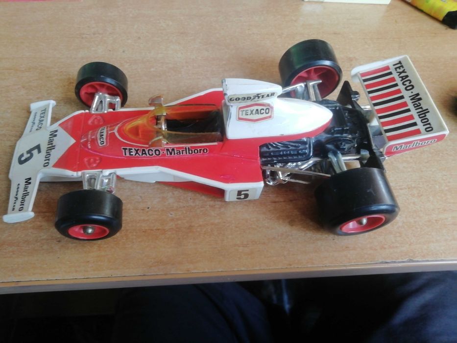 Винтидж модел Формула 1 - Texaco-Malboro #5 - колекционерски