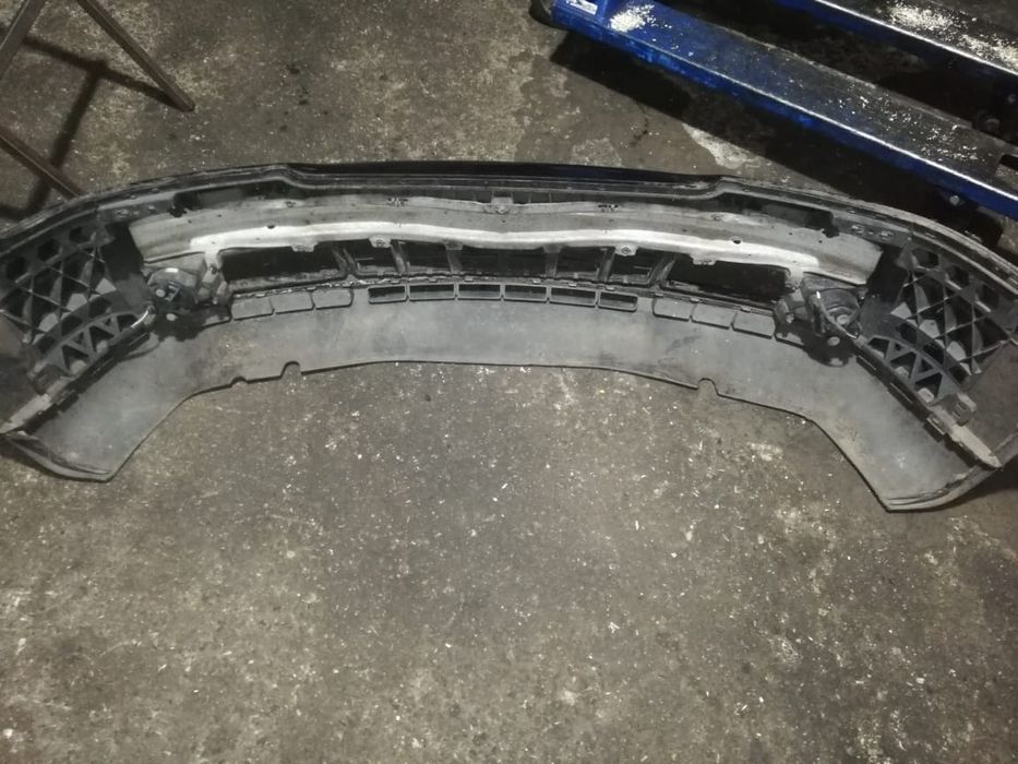 Бампер передний на Ауди А4В5 рестайлинг