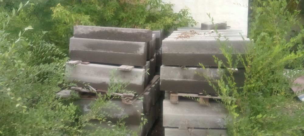 Продам бордюр 1000/30/15