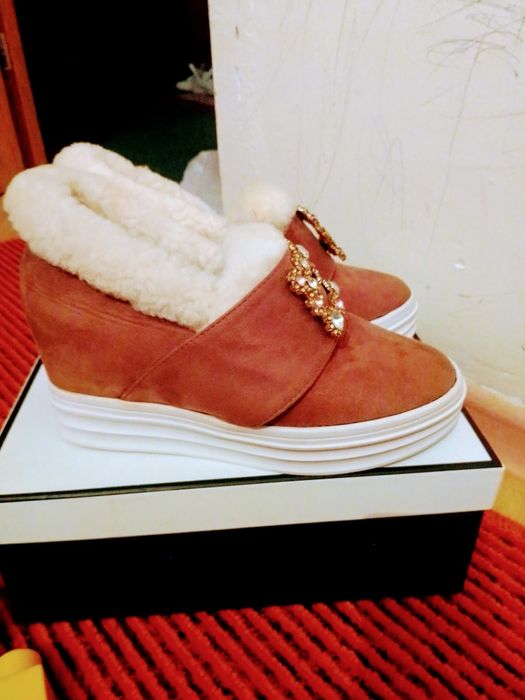 Срочно продам Женский обувь