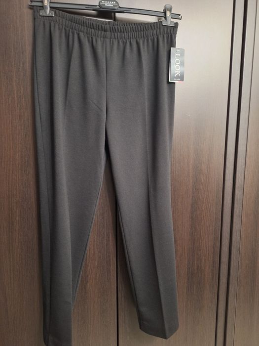 Продам брюки женские