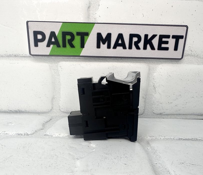 Бутон ръчна спирачка AUDI A6 A7 C8 4K0927225