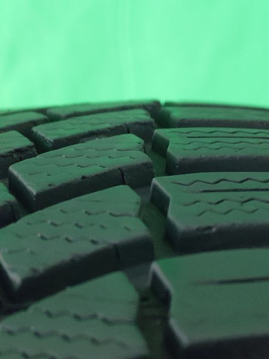 225/55R17 Bridgestone 6,3mm stare foarte buna