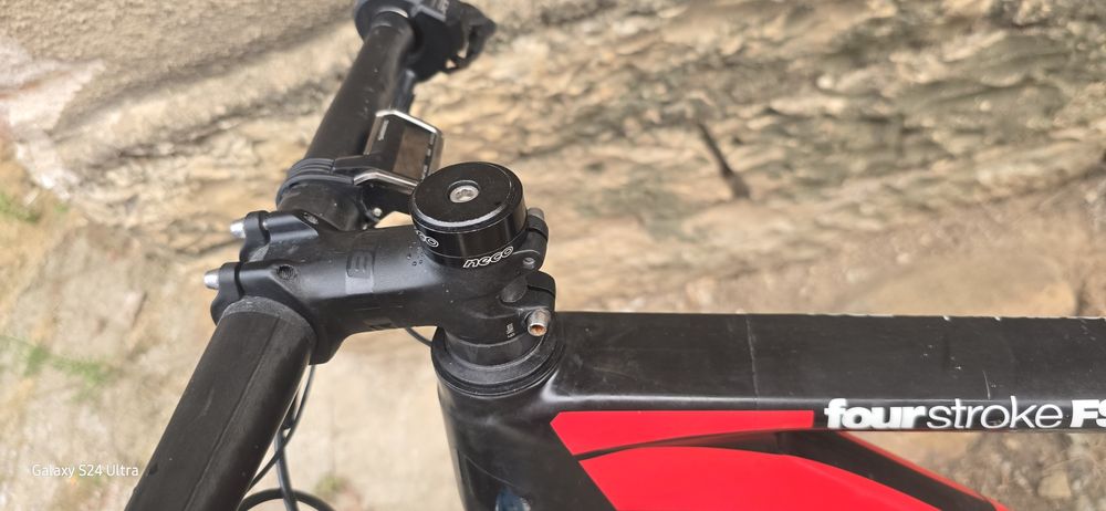 BMC fourStroke 01 карбонов 29 , М размер , 10,300 кг