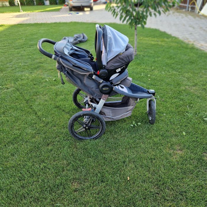 Carucior 3 in 1 graco