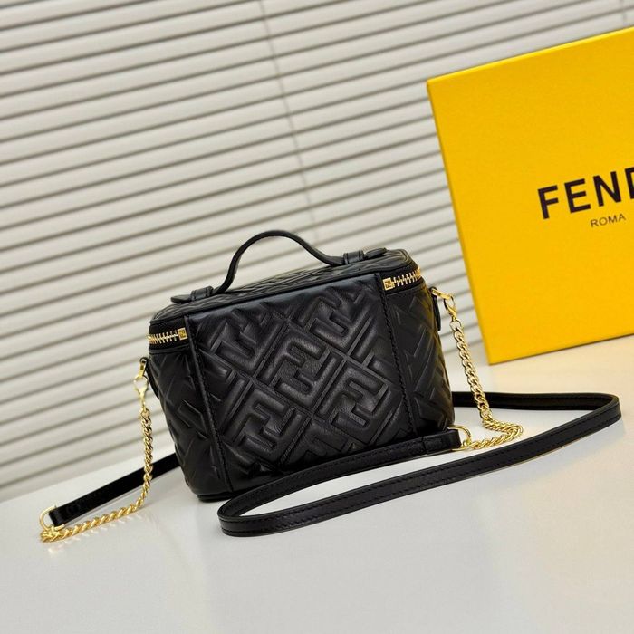 Нова чанта на Fendi