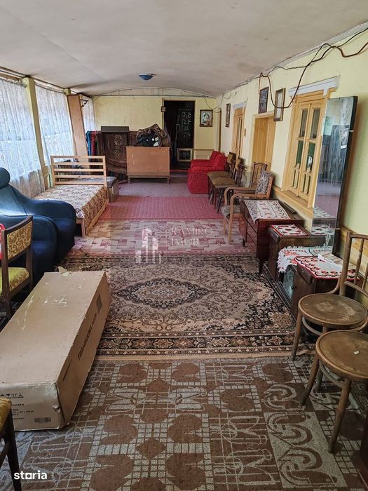 Casa individuala comuna Hotarele