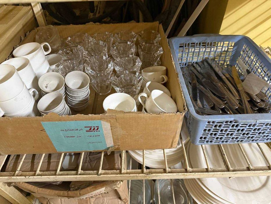 Набор посуды для ресторана, кафе и бара.