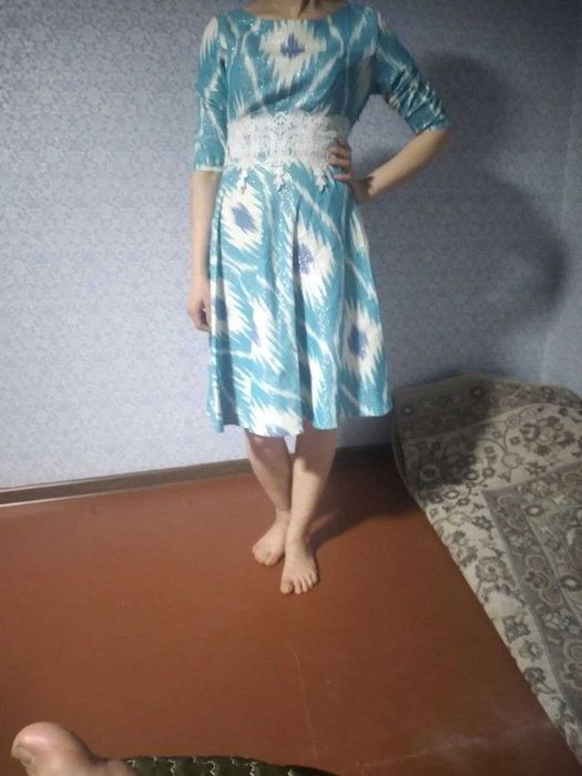 Уйбек миллий адрас атлас келинлар кийимлар сотилади.