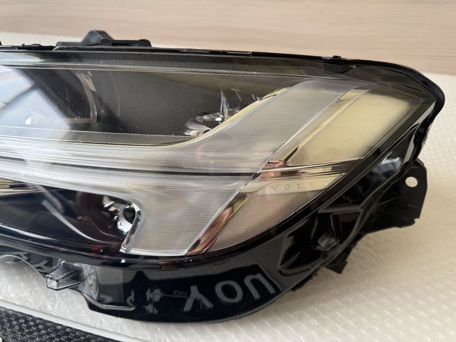 Фар ляв Volvo S90 V90 Волво С90 В90
