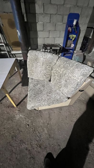 Угловой диван. Самовывоз