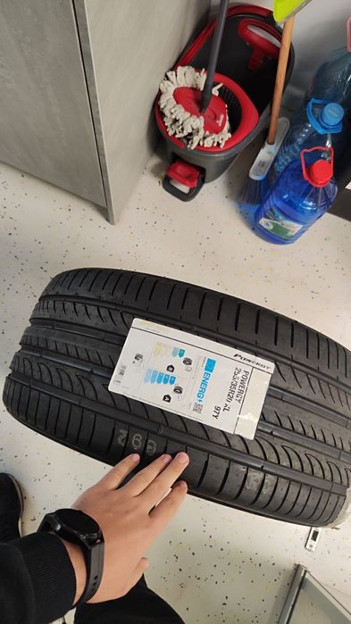Anvelopa Pirelli 255/35 R20 vară