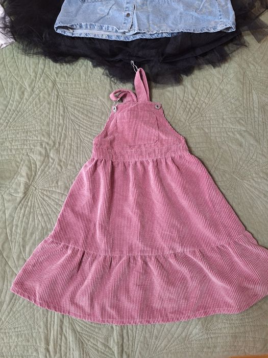 Лот дрешки за момиче размер 122