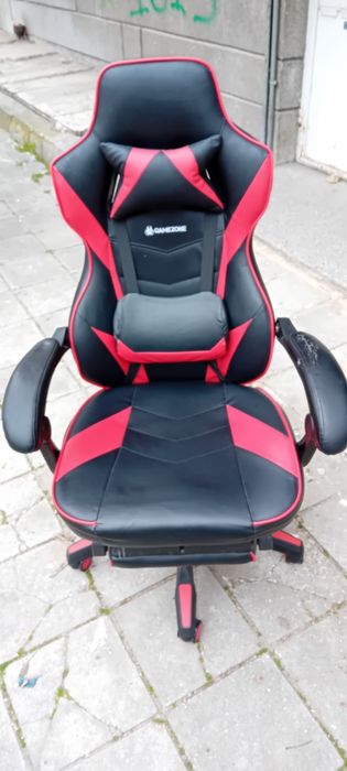 Удобен геймърски стол