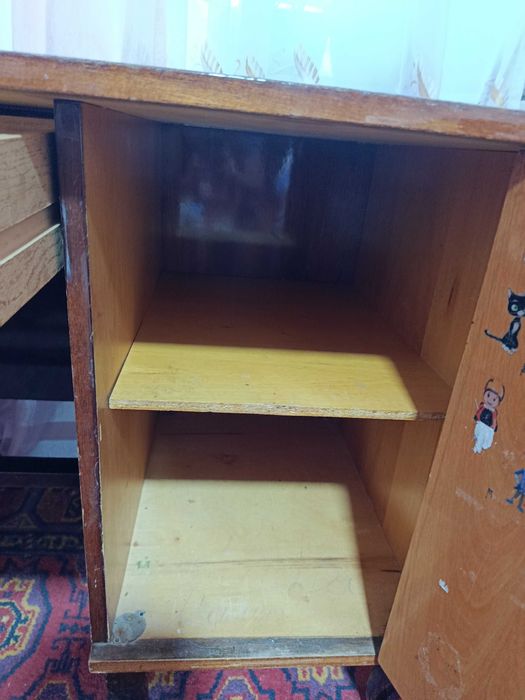 Советский стол из дерева