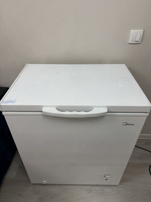 Продам морозильник