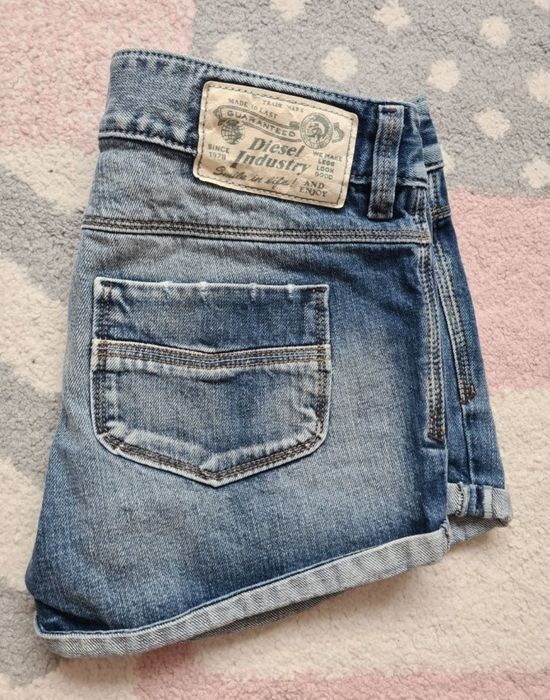 Blugi scurti Diesel nr.27, S