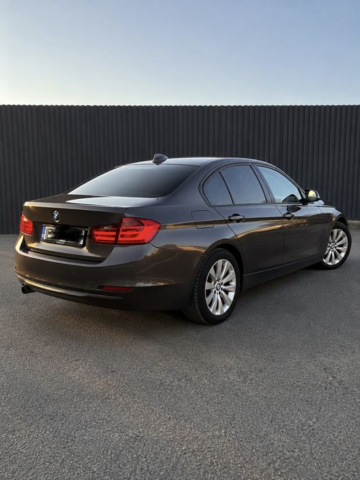 BMW seria 3 F30 - 2013