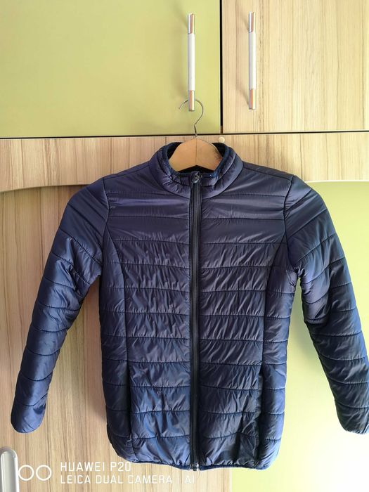 Детско яке .      .