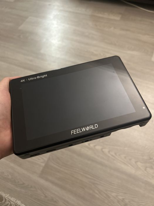Накамерный монитор Feelworld Lut7 7”