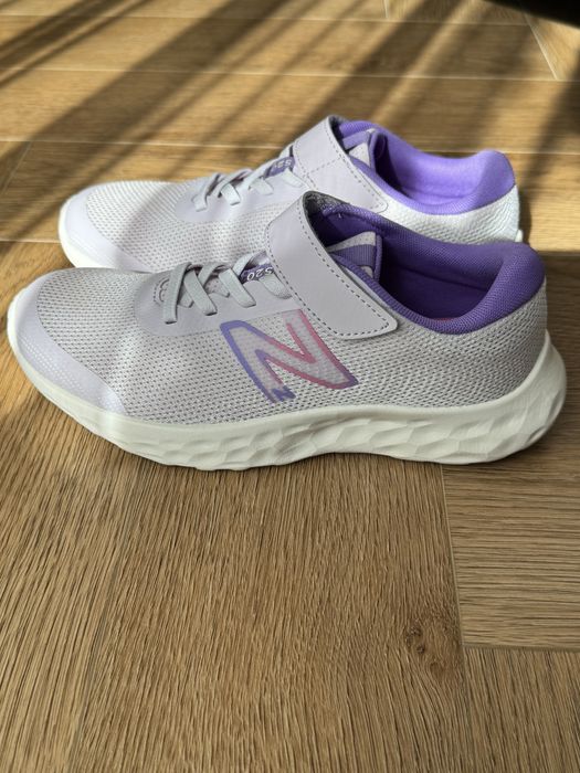 Новые кроссовки new balance
