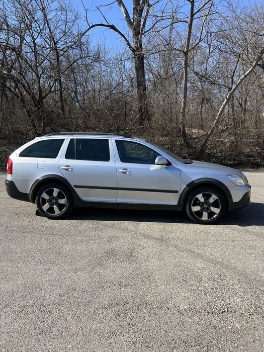 Vând Skoda Octavia Scout 4x4