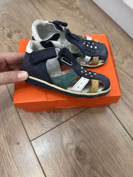 Детские сандали для мальчика