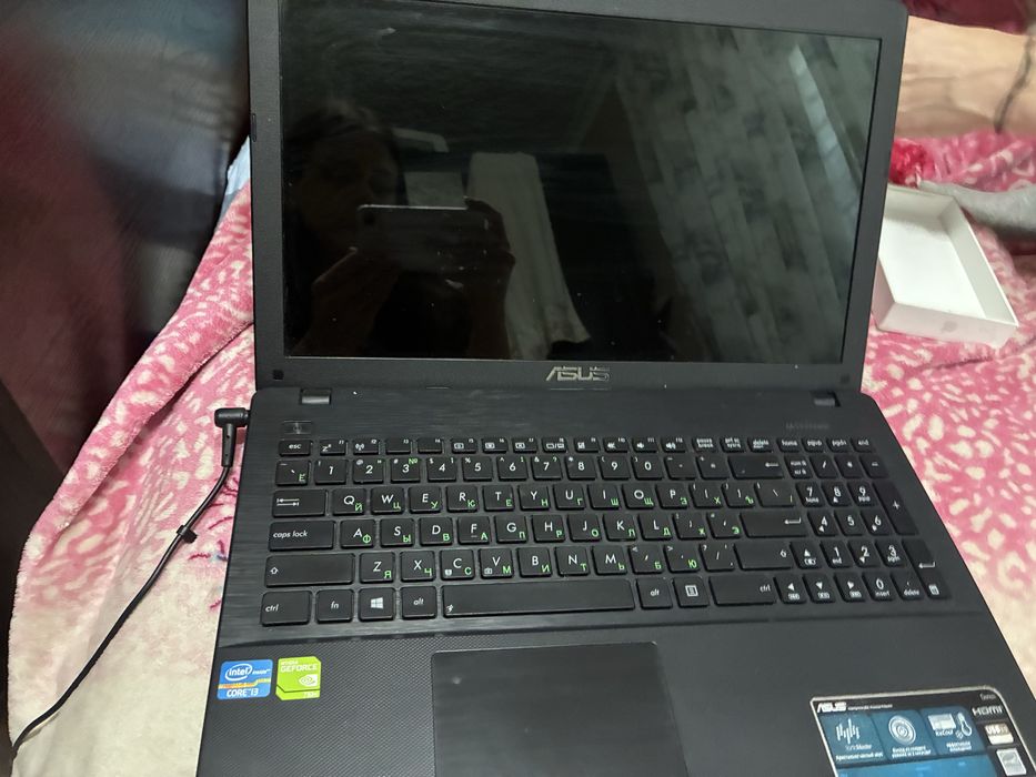 Ноутбук ASUS