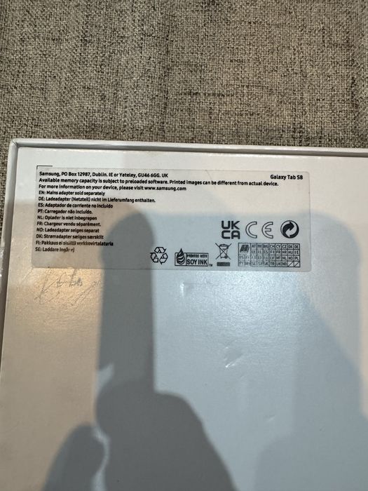 Samsung Galaxy Tab s8 128GB с клавиятура и пен като нов