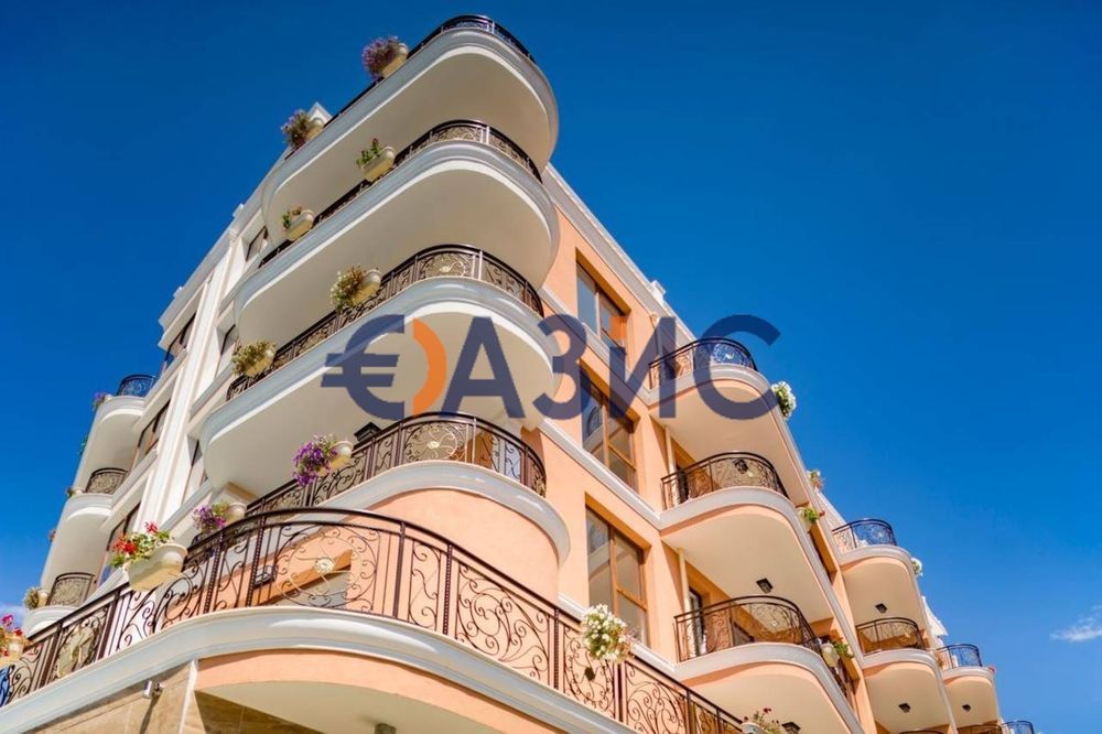 Продава се Двустаен апартамент в Свети Влас - 60 кв.м за 1152 €/кв.м - Снимка #12