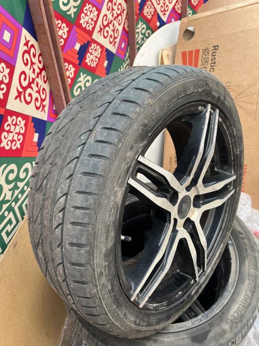 Продам срочно шины летние с диском